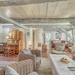 3 Bedroom Beautiful In 別荘 *