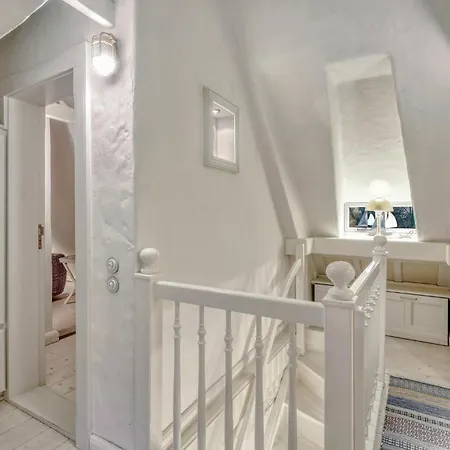 2 Bedroom Beautiful Home In Galmsbuell بيت للعطل
