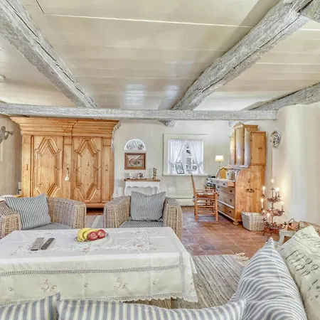 2 Bedroom Beautiful Home In Galmsbuell Galmsbull
