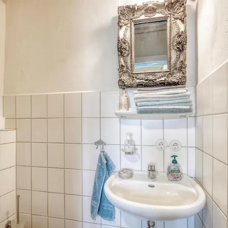Σπίτι διακοπών 2 Bedroom Beautiful In *