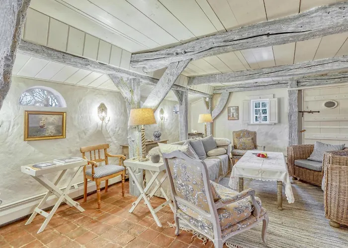 בית נופש 3 Bedroom Beautiful In Galmsbull